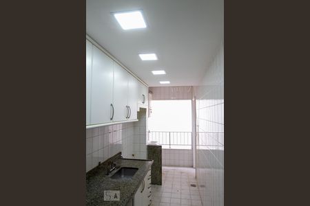 Apartamento à venda com 84m², 3 quartos e 1 vagaCozinha