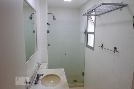 Apartamento à venda com 84m², 3 quartos e 1 vagaBanheiro do Quarto 3 - Suíte