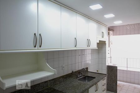 Apartamento à venda com 84m², 3 quartos e 1 vagaCozinha