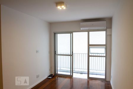 Sala de apartamento à venda com 3 quartos, 84m² em Lagoa, Rio de Janeiro