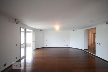 Sala de apartamento para alugar com 5 quartos, 364m² em Jardim Fonte do Morumbi, São Paulo
