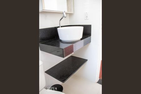 Apartamento à venda com 68m², 3 quartos e sem vagaBanheiro