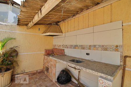 Casa à venda com 230m², 3 quartos e 2 vagasChurrasqueira