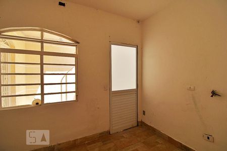 Casa à venda com 230m², 3 quartos e 2 vagasQuarto de Serviço