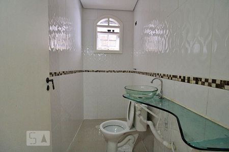 Casa à venda com 230m², 3 quartos e 2 vagasLavabo