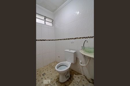 Casa à venda com 230m², 3 quartos e 2 vagasBanheiro da Suíte 1