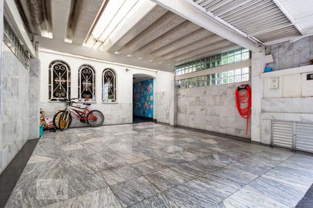 Casa à venda com 310m², 3 quartos e 2 vagasGaragem