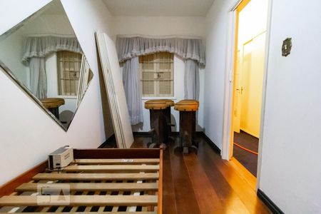 Casa à venda com 310m², 3 quartos e 2 vagasStudio - Quarto