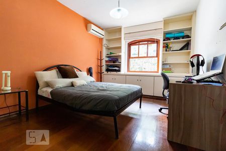 Casa à venda com 310m², 3 quartos e 2 vagasQuarto 2