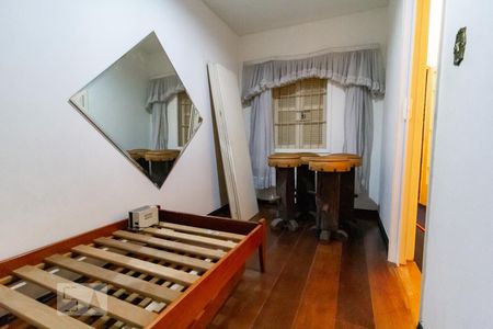 Casa à venda com 310m², 3 quartos e 2 vagasStudio - Quarto