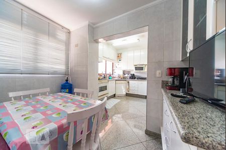 Apartamento à venda com 162m², 3 quartos e 2 vagasCopa