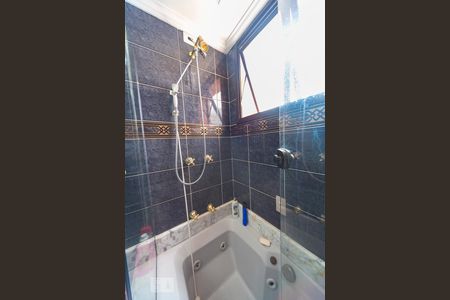 Apartamento à venda com 162m², 3 quartos e 2 vagasChuveiro