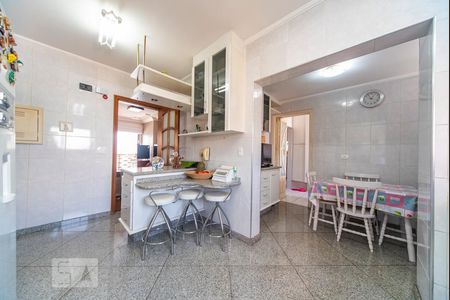 Apartamento à venda com 162m², 3 quartos e 2 vagasCozinha