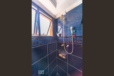 Apartamento à venda com 162m², 3 quartos e 2 vagasChuveiro