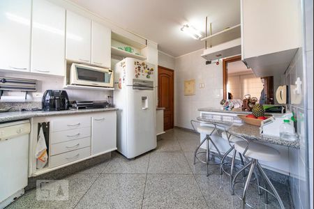 Apartamento à venda com 162m², 3 quartos e 2 vagasCozinha