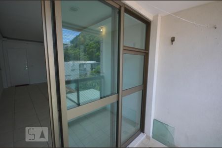 Apartamento para alugar com 71m², 2 quartos e 1 vagaVaranda
