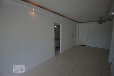 Sala de apartamento para alugar com 2 quartos, 71m² em Botafogo, Rio de Janeiro