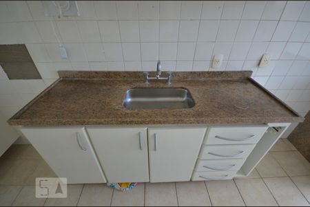 Apartamento para alugar com 71m², 2 quartos e 1 vagaCozinha