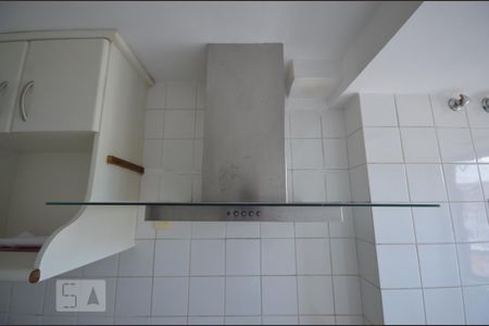 Cozinha de apartamento para alugar com 2 quartos, 71m² em Botafogo, Rio de Janeiro