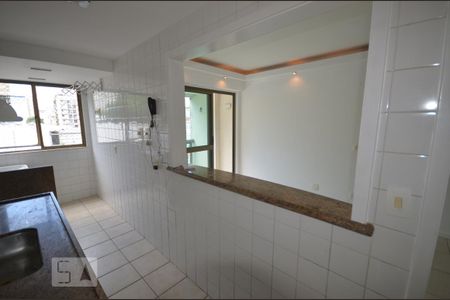 Apartamento para alugar com 71m², 2 quartos e 1 vagaCozinha