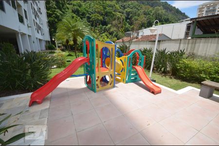 Apartamento para alugar com 71m², 2 quartos e 1 vagaÁrea Comum - Playground