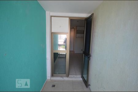 Apartamento para alugar com 71m², 2 quartos e 1 vagaVaranda do quarto