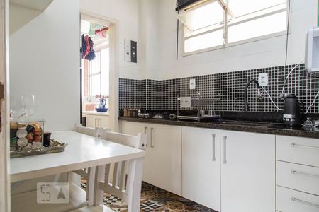 Apartamento à venda com 78m², 2 quartos e 1 vagaCozinha