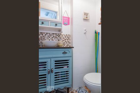 Apartamento à venda com 78m², 2 quartos e 1 vagaBanheiro de serviço