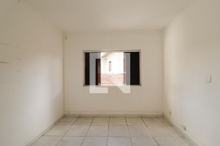 Casa à venda com 130m², 3 quartos e 2 vagasSuíte