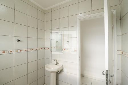 Casa à venda com 130m², 3 quartos e 2 vagasBanheiro da Suíte