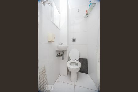 Apartamento para alugar com 70m², 2 quartos e 1 vagaBanheiro de Serviço