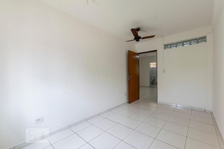 Quarto 1 de apartamento para alugar com 2 quartos, 50m² em Jardim Previdencia, São Paulo