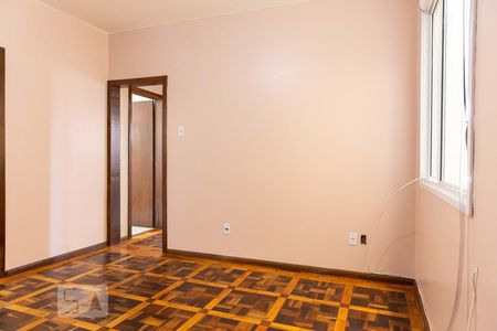 Sala de apartamento para alugar com 2 quartos, 80m² em Navegantes, Porto Alegre