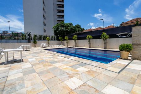 Apartamento à venda com 93m², 3 quartos e 4 vagasÁrea comum - Piscina