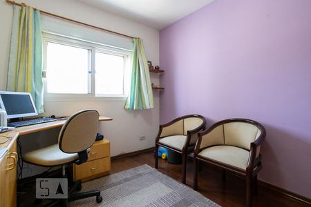 Apartamento à venda com 93m², 3 quartos e 4 vagasQuarto 2