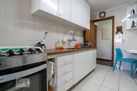 Apartamento à venda com 93m², 3 quartos e 4 vagasCozinha