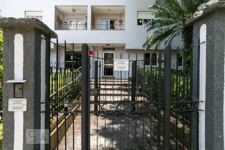 Apartamento à venda com 93m², 3 quartos e 4 vagasFachada