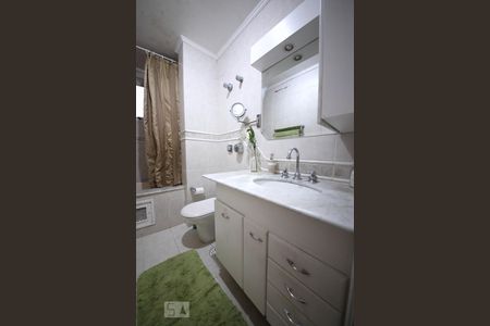 Apartamento à venda com 150m², 3 quartos e 2 vagasBanheiro 2