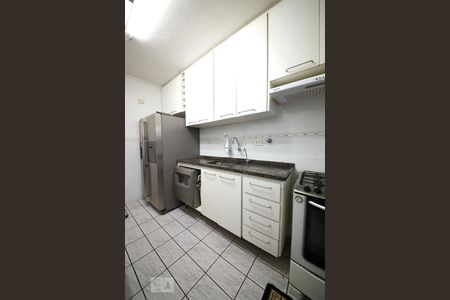 Apartamento à venda com 150m², 3 quartos e 2 vagasCozinha