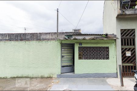 Casa para alugar com 68m², 2 quartos e sem vagaFachada