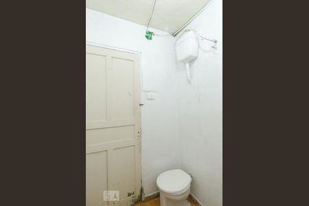 Banheiro de casa para alugar com 2 quartos, 68m² em Nova Petrópolis, São Bernardo do Campo