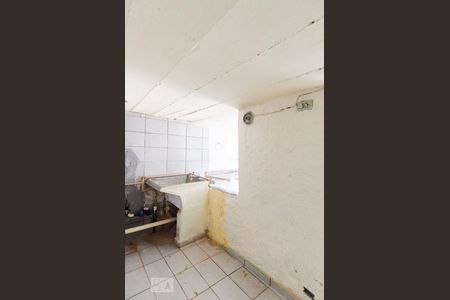 Casa para alugar com 68m², 2 quartos e sem vagaÁrea de serviço