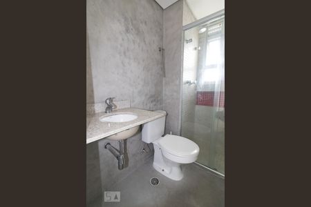 Banheiro de apartamento para alugar com 2 quartos, 64m² em Casa Verde, São Paulo