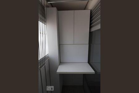 Apartamento à venda com 64m², 2 quartos e 1 vaga Apartamento à venda com 64m², 2 quartos e 1 vagaÁrea de Serviço