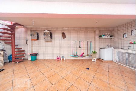Casa à venda com 273m², 4 quartos e 3 vagas Casa à venda com 273m², 4 quartos e 3 vagasÁrea de Serviço e Churrasqueira