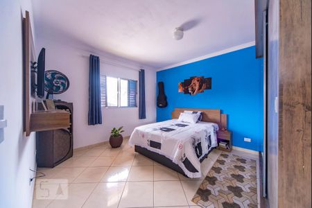 Casa à venda com 273m², 4 quartos e 3 vagas Casa à venda com 273m², 4 quartos e 3 vagasQuarto 1