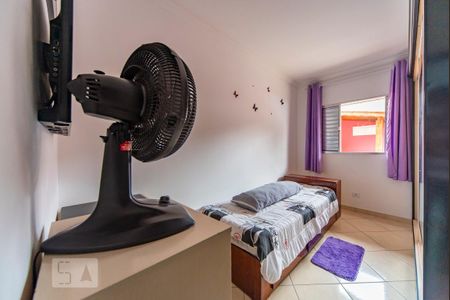 Casa à venda com 273m², 4 quartos e 3 vagas Casa à venda com 273m², 4 quartos e 3 vagasQuarto 3
