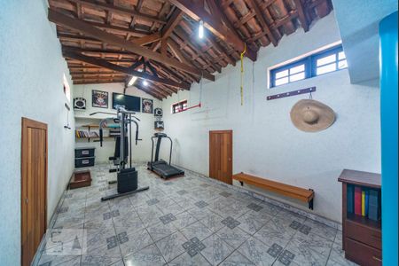 Sótão  de casa à venda com 4 quartos, 273m² em Parque Novo Oratório, Santo André