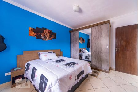 Casa à venda com 273m², 4 quartos e 3 vagas Casa à venda com 273m², 4 quartos e 3 vagasQuarto 1