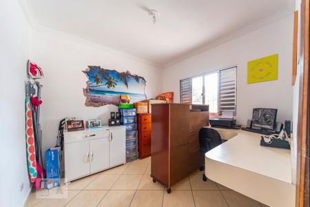 Casa à venda com 273m², 4 quartos e 3 vagas Casa à venda com 273m², 4 quartos e 3 vagasQuarto 2
